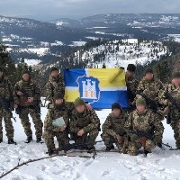 Десантники 95-ї бригади тестують сучасне армійське спорядження. ФОТО